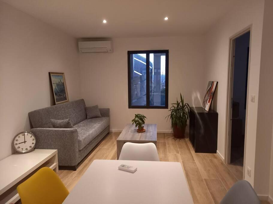 Le 2 Ter Appartement Puyloubier Buitenkant foto